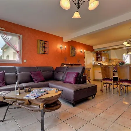 Holiday home La Giseline *